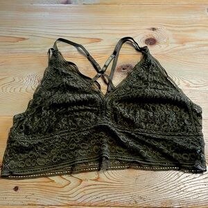 Strapie lace bralette